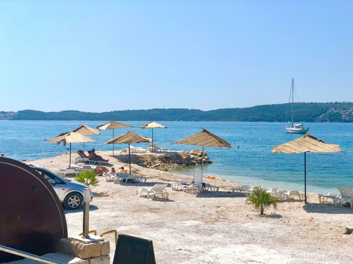 Apartments Teo Trogir Eksteriør bilde